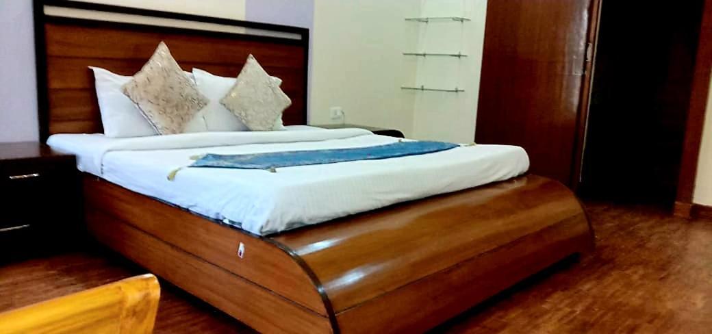 Wildleaf Kasauli Valley Homz Bed and Breakfast Eksteriør billede